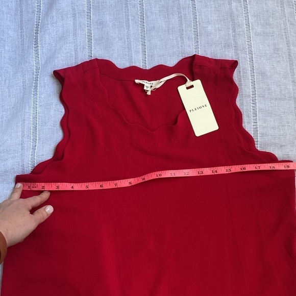Pleione NWT  cherry red sleeveless blouse, size small. - Picture 6 of 11